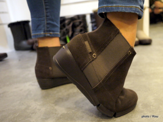 stretch sole wedge bootie w－クロックス2015新作ブーツ