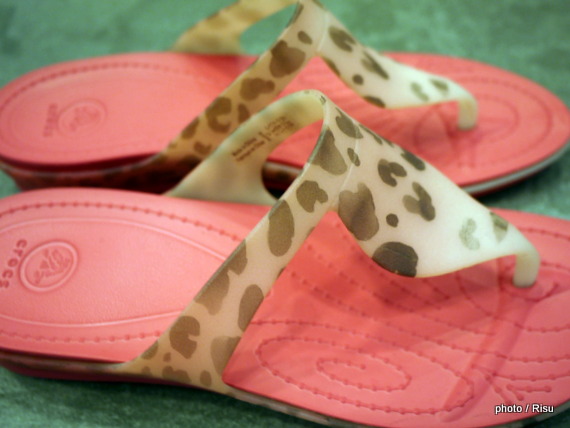 crocs rio leopard fade flip w　クロックス リオ レオパード フェイド フリップ ウィメン