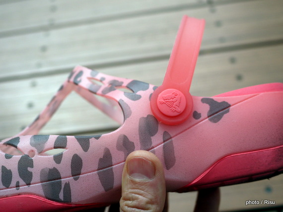 crocs carlie leopard fade clog w　クロックス カーリー レオパード フェイド クロッグ ウィメン