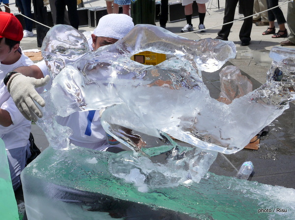 第43回全国氷彫刻展夏季大会640