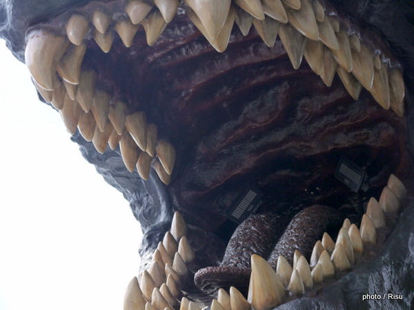 新宿東宝ビルゴジラヘッド：Godzilla,Shinjyuku TOHO bild.