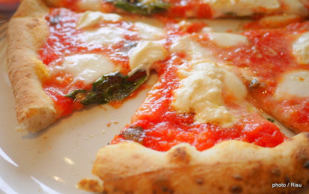 800゜DEGREES NEAPOLITAN PIZZERIA＠新宿ニュウマンのピザ食べた感想